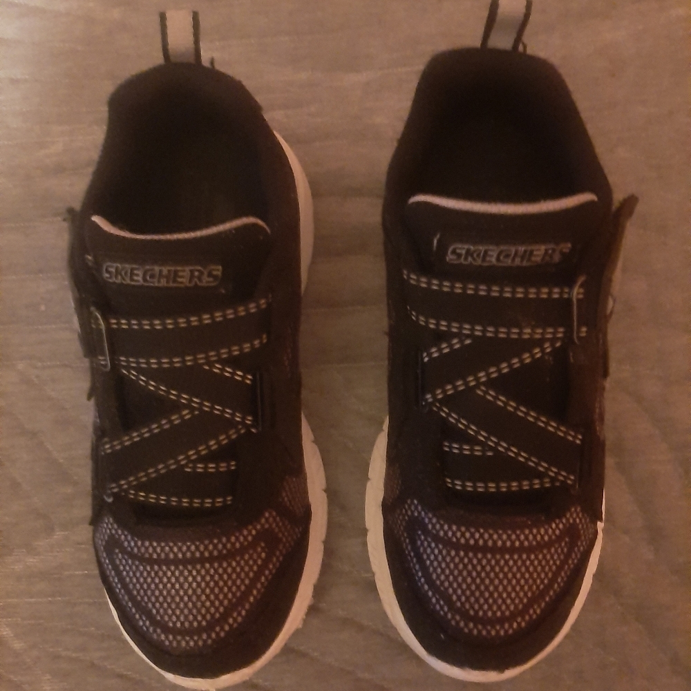 Sketchers Super Z Shoes  ( Size : 1 )